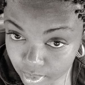 Meet your Posher, Rochelle