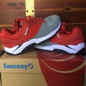 Saucony Men's Sneakers NEVER WORN NWT