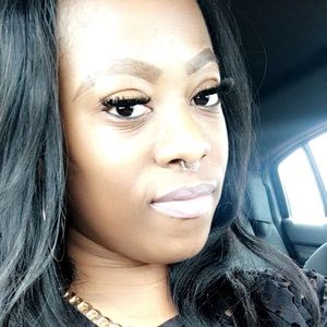 Meet your Posher, Tiffany