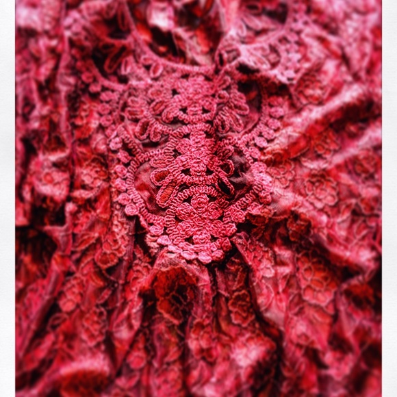 ✳️ Lace Top - Picture 3 of 3