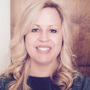 Meet your Posher, Nora