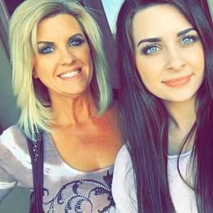 Meet your Posher, Laurel