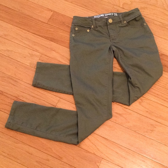 Size 1️⃣ Mossimo Skinny Jeans- Fatigue Green