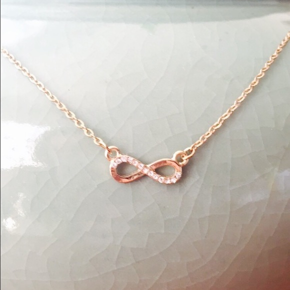 Jewelry - ➰Infinity necklace ➰