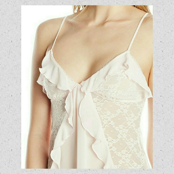 Lace-Up Back Ruffle Babydoll & Thong Set - Picture 3 of 4