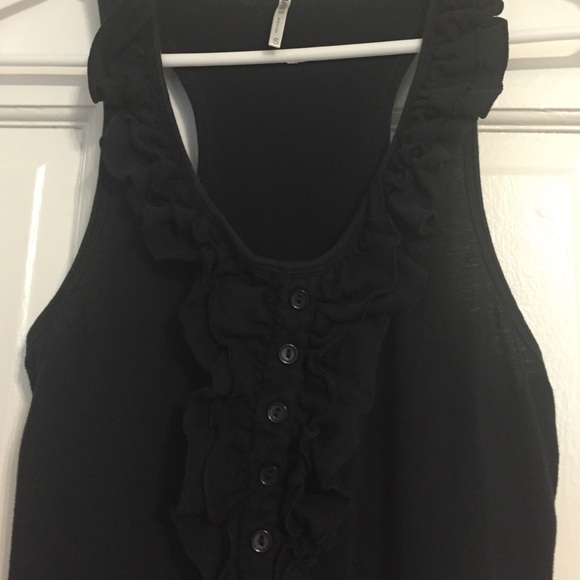 Black razorback tank top - Picture 2 of 2