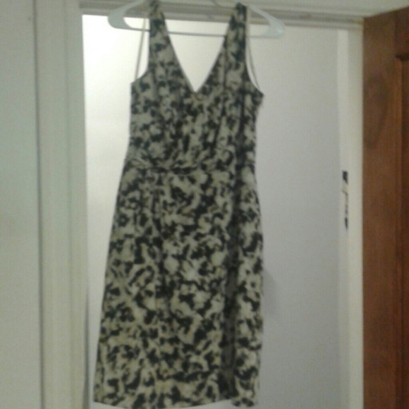 Sleeveless silk chiffon print dress