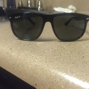 Mens Ray Ban sunglasses. Authentic. Brand new.