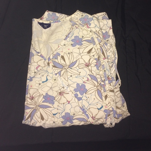 Women's Scrub top for tamie