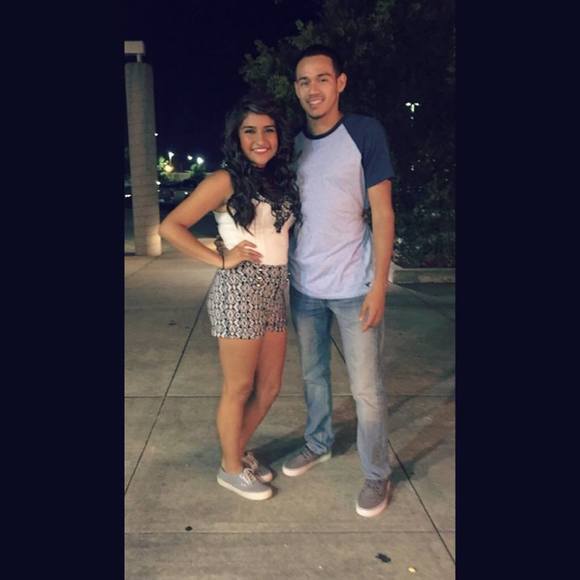 Meet your Posher, Jessenia - Picture 1 of 1