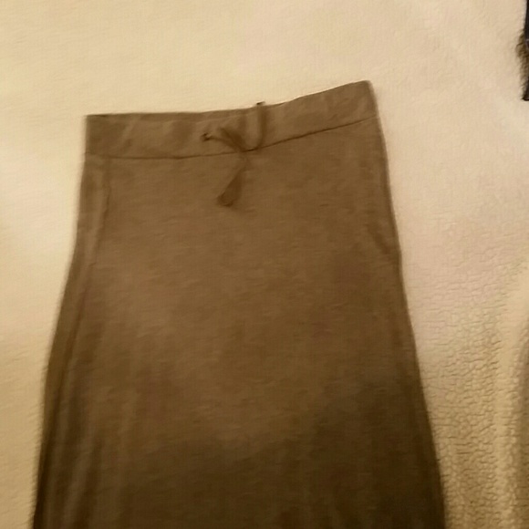 Heather gray/tan ankle length maxi skirt - Picture 2 of 2