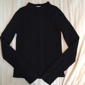 Gorgeous never worn Sandro crop top