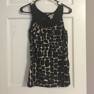 Patterned sleeveless top