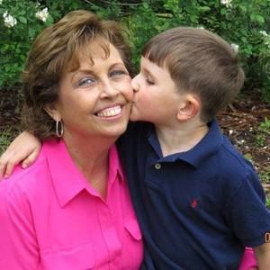 Meet your Posher, Rena tucker