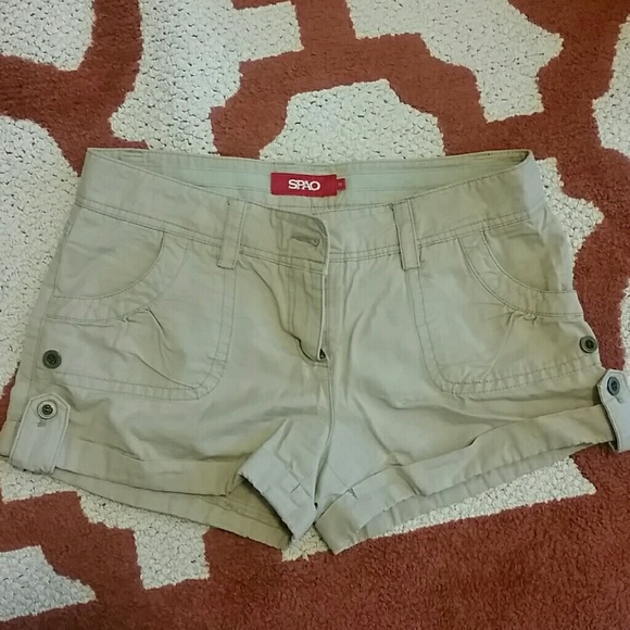 DONATED Spao khaki shorts - Picture 1 of 2