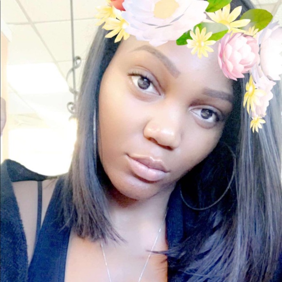 Meet your Posher, Shae - Picture 7 of 8