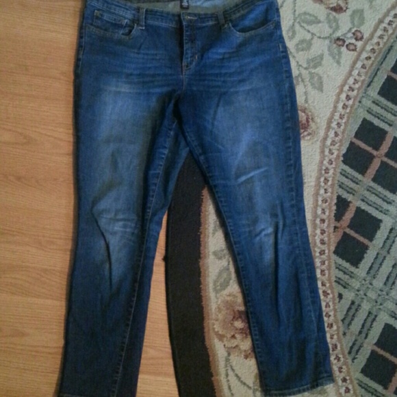 Gap Skinny Roll Ups  (fit like jeggings) size 16