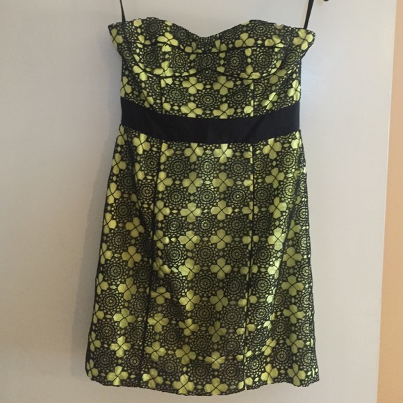 Cynthia Steffe strapless lace dress