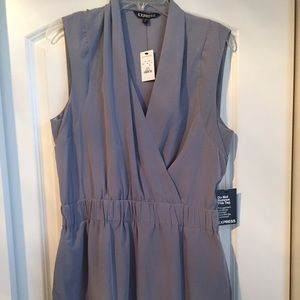 Gray Express Dress w/pockets & cinched waistband
