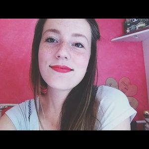 Meet your Posher, Alaina