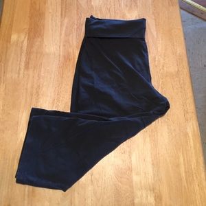 Dark gray active crops