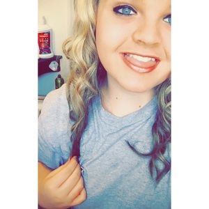 Meet your Posher, Kassie