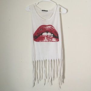 Muscle tee with fringe