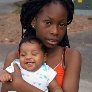 Meet your Posher, Janasia