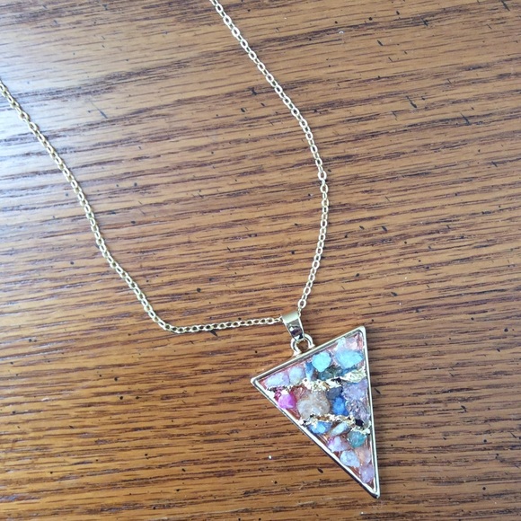 ⛔️💕Boho  genuine Druzy necklace 💕 - Picture 3 of 3