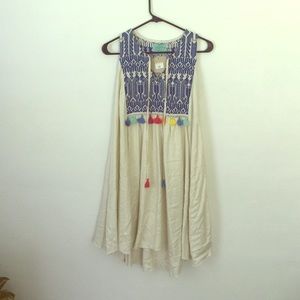 Sleeveless Judith March dress