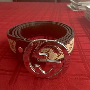 Gucci belt
