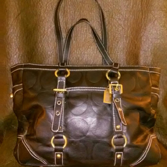 Coach shoulder bag