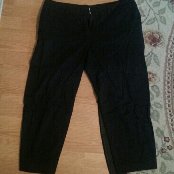 George Black Cotton Capris Size 16