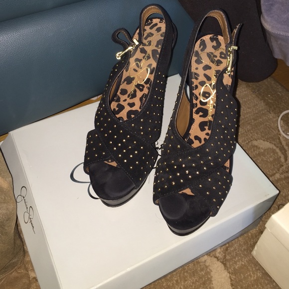 Jessica Simpson black & gold slingback heel w/ box