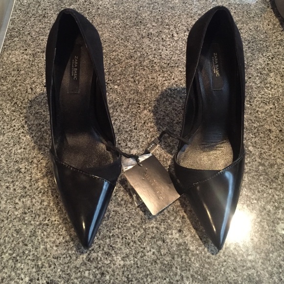 Zara Black Pump