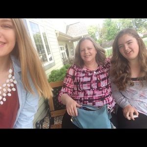 Meet your Posher, Nancy