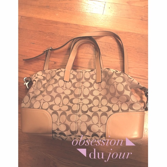 Authentic Coach Hadley Signature Zip Satchel - Picture 1 of 4