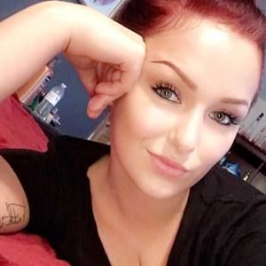 Meet your Posher, Holly