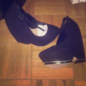 Brand new Justfab wedges