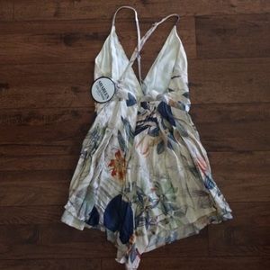 Brand new Shareen Collections Australia romper