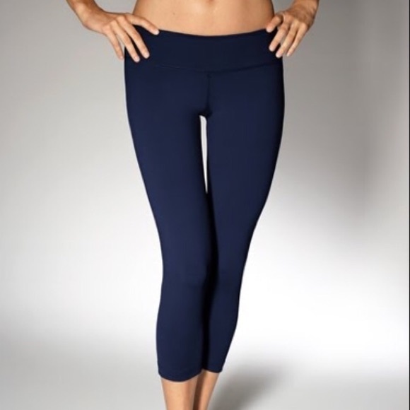 Deep navy luxtreme wunder under crops