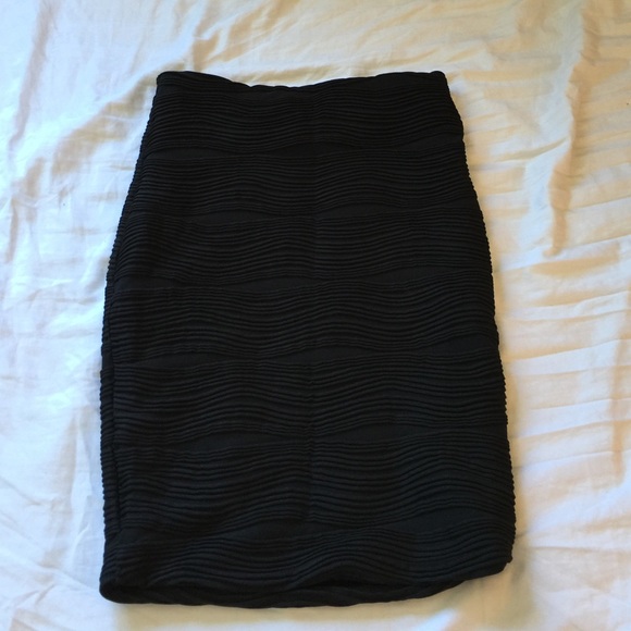 Black pencil skirt
