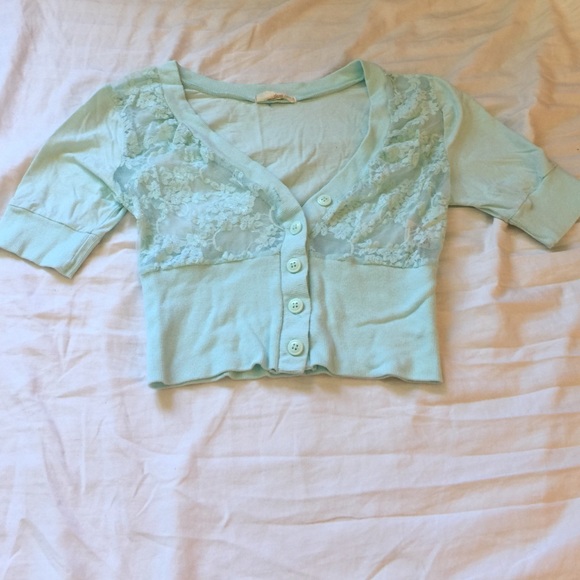 Light blue crop