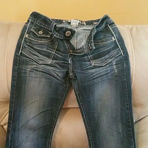 11/12 jeans like new. Flare at the bottom.
