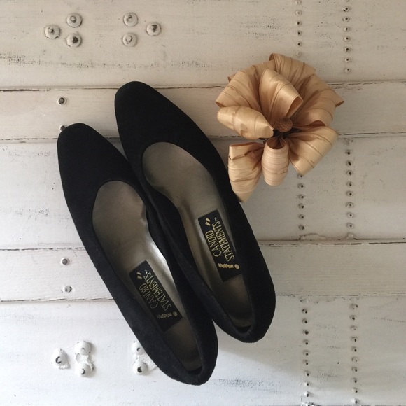 Candid Statements Shoes - SIZE 6, BLACK HEELS WITH VELOUR FEEL