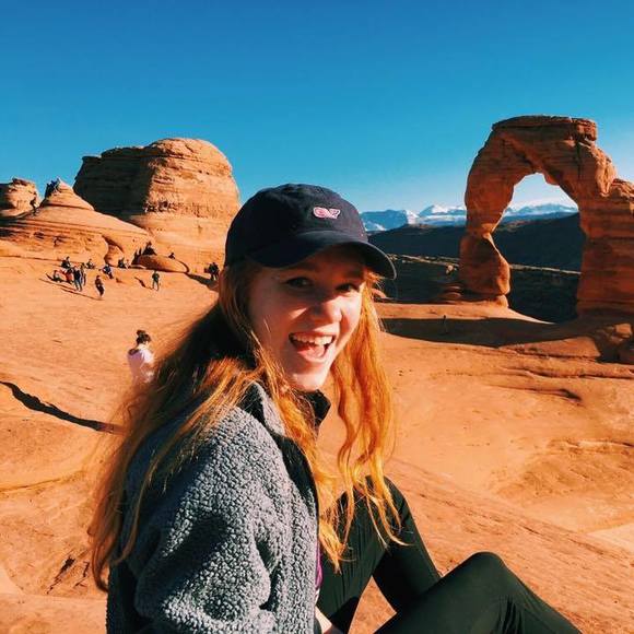 Meet your Posher, Lily