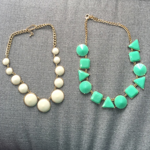 Set of 2 statement necklaces! New without tags