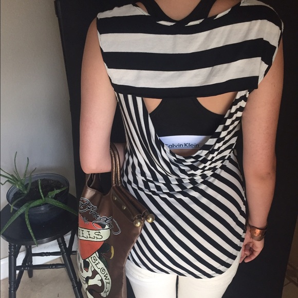 Vince Camuto stretch, stripe tank - Picture 2 of 2