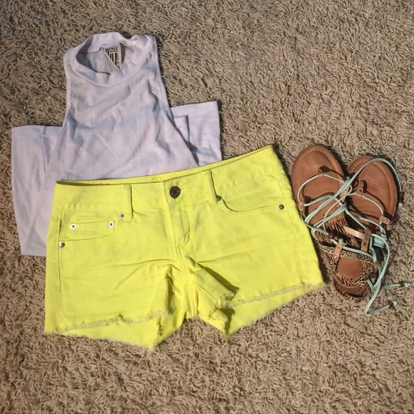 American Eagle neon yellow cutoff jean shorts 4