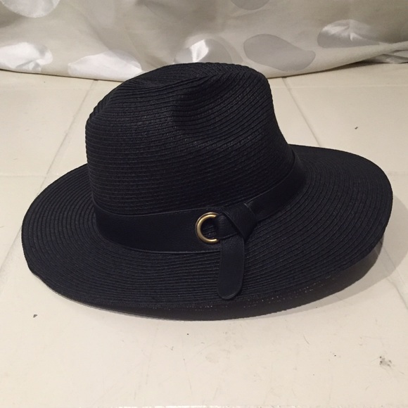 Nine West hat